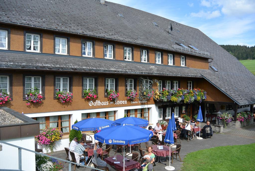 Hotel Zum Loewen - Unteres Wirtshaus Titisee-Neustadt Exterior foto